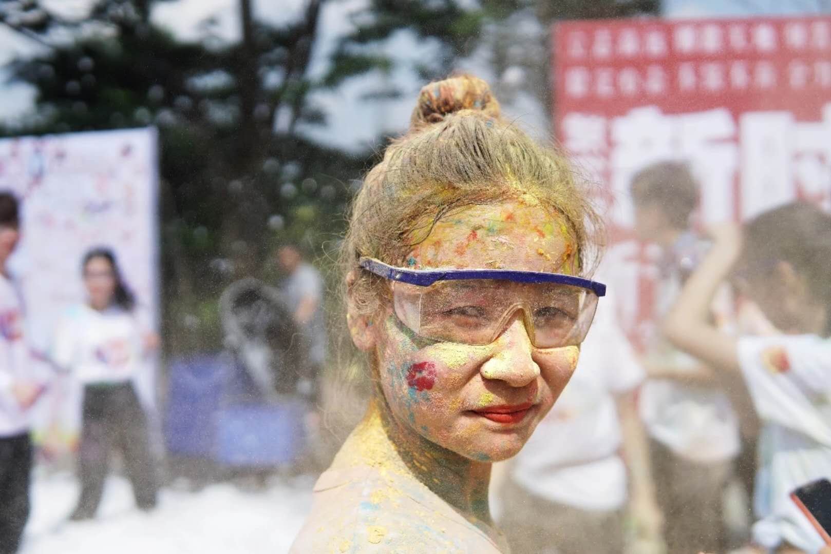 巨東物流_五四青春彩跑一年之約如期而至!擦出別樣火花!