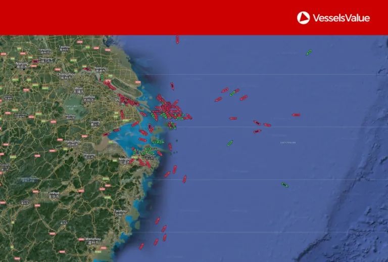 封控加劇港口擁堵！船公司宣布跳港、調(diào)整船期！